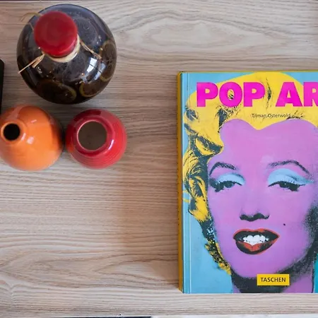 Art District - Pop & Rock *