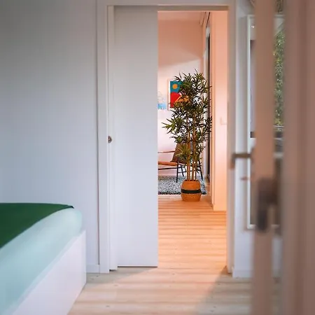 Art District - Pop & Rock