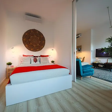 Art District - Pop & Rock * פורטו