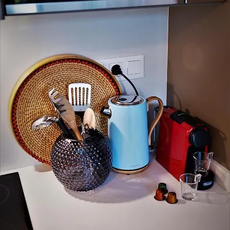 Art District - Pop & Rock