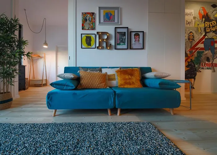 Art District - Pop & Rock * Porto