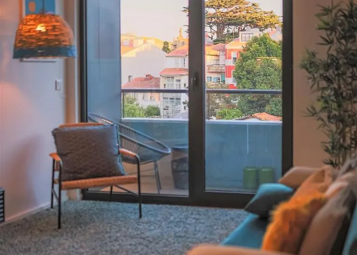 Art District - Pop & Rock *