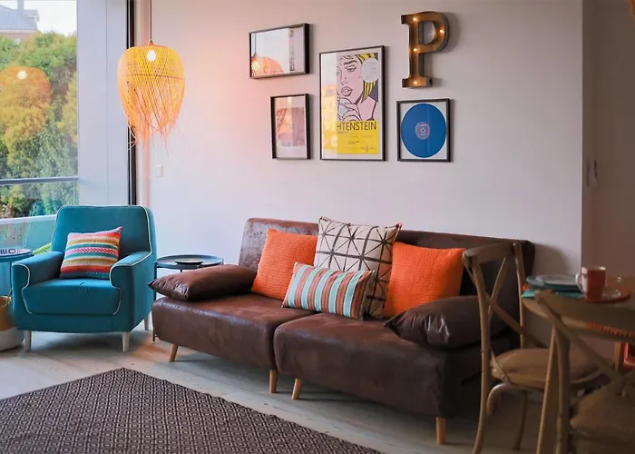 Art District - Pop & Rock *