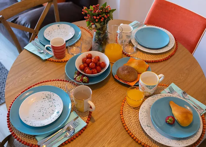 Art District - Pop & Rock *