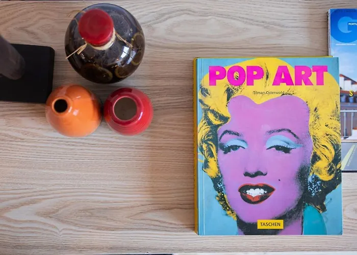 Art District - Pop & Rock *