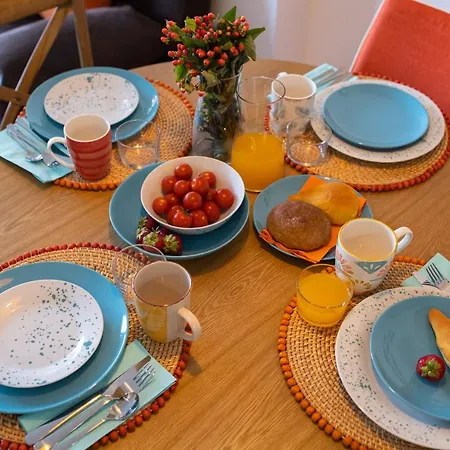 Art District - Pop & Rock *