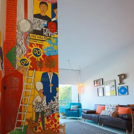 Art District - Pop & Rock * Porto